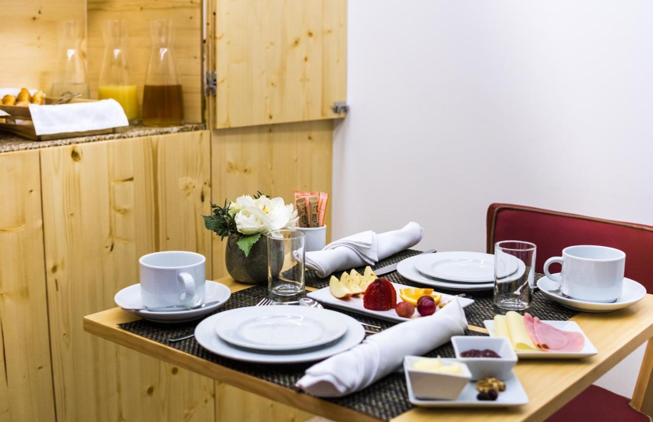 Ribeiredge Guest House ポルト エクステリア 写真